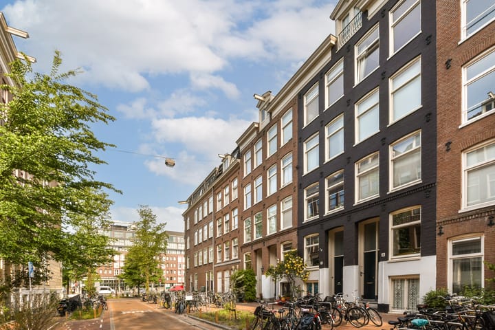 Photo 1 of Saenredamstraat 9-C