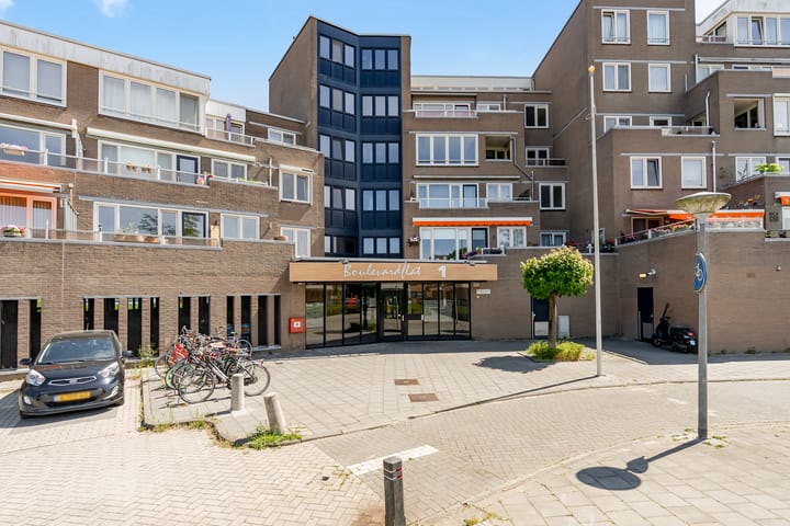 Photo 29 of Vollenhoveschans 90