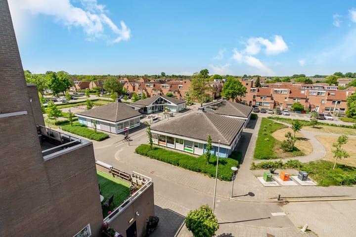 Photo 52 of Vollenhoveschans 90