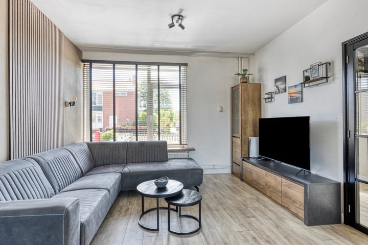 Foto 12 van Prins Bernhardstraat 50