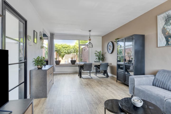 Foto 15 van Prins Bernhardstraat 50