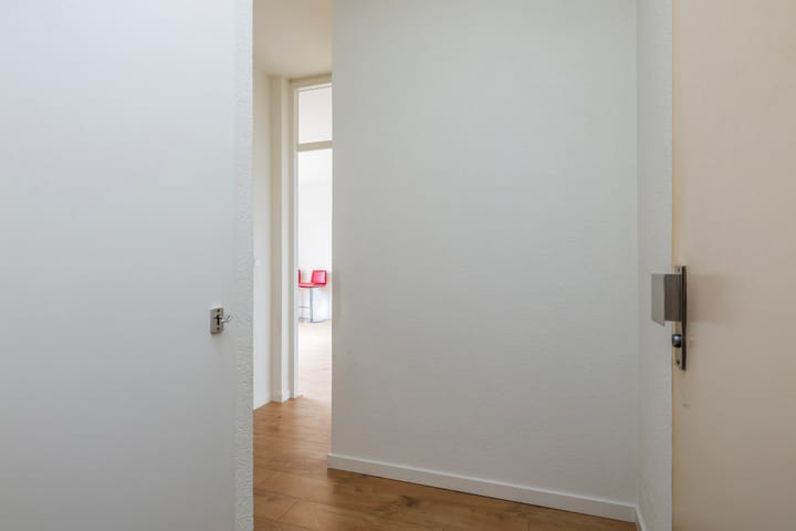 Foto 6 van Prof. dr. J. Tinbergenweg 2