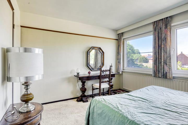 Foto 21 van Dorpsplein 15