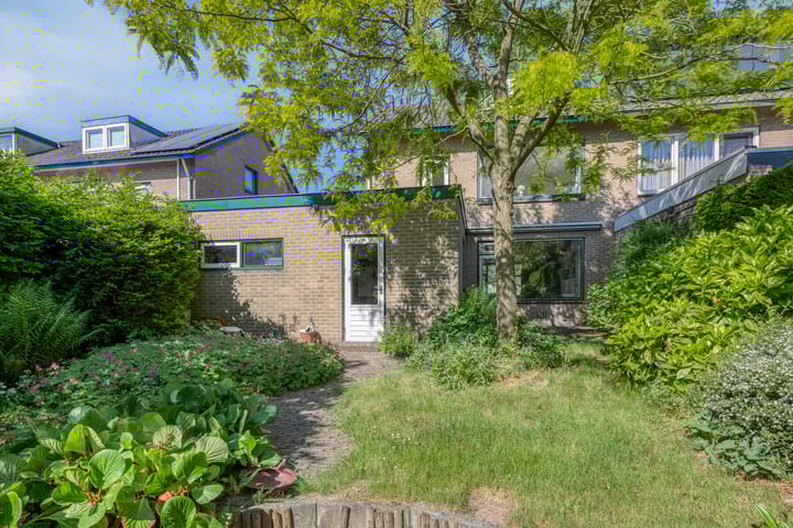 Foto 30 van Dorpsplein 15