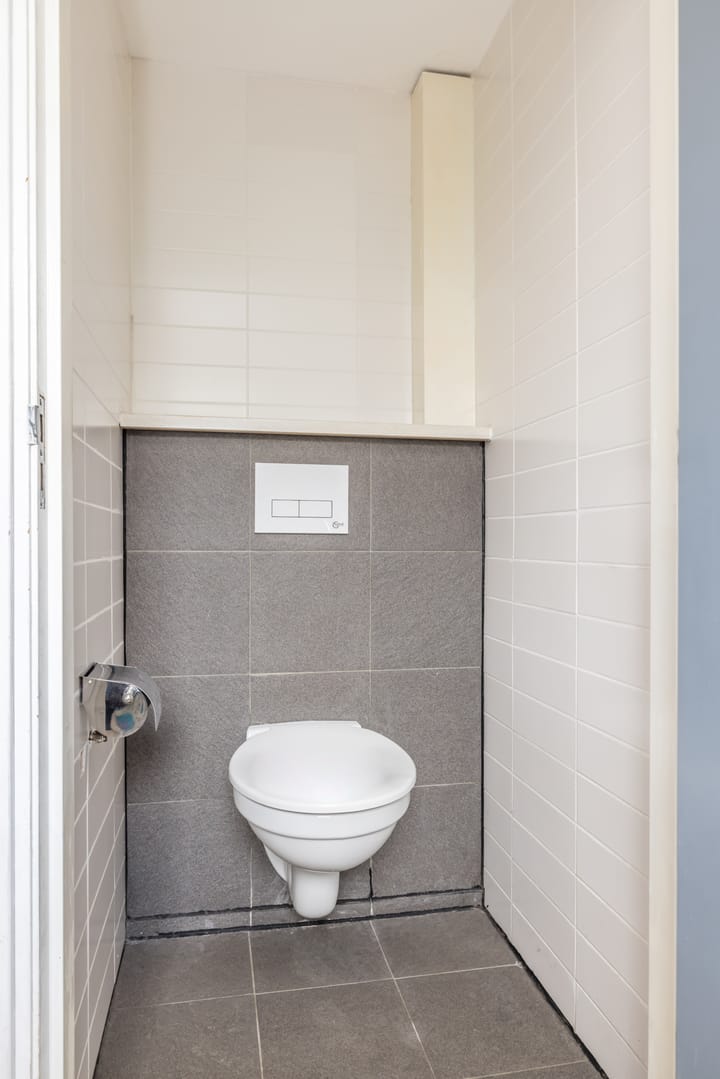 Photo 12 of Schoolstraat 1