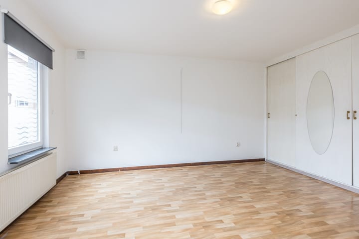 Photo 14 of Schoolstraat 1