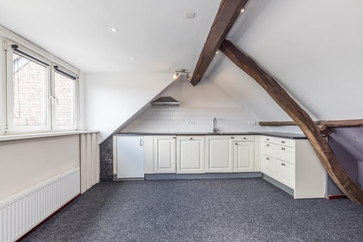 Photo 31 of Schoolstraat 1