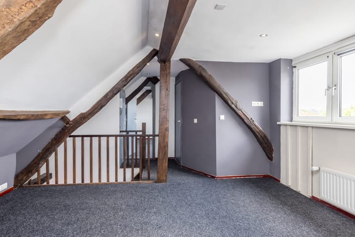 Photo 32 of Schoolstraat 1