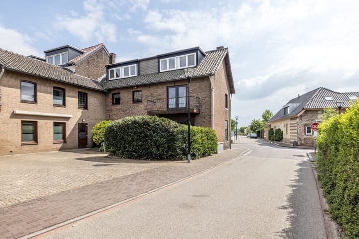 Photo 38 of Schoolstraat 1