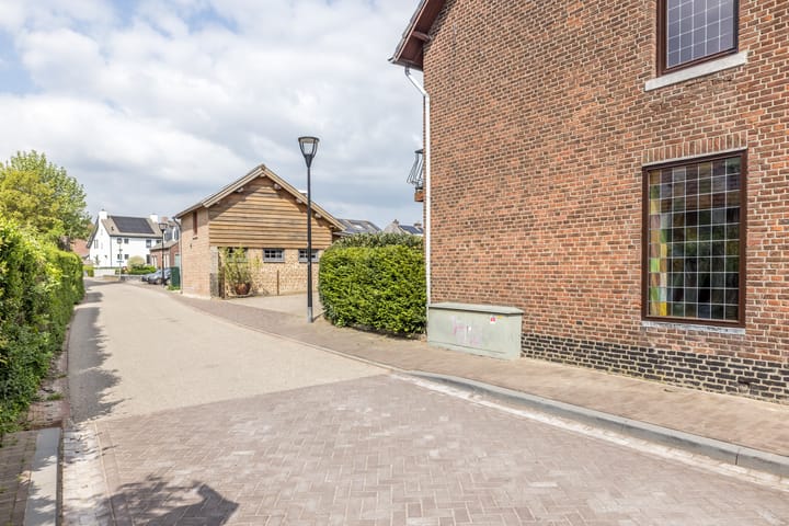 Photo 39 of Schoolstraat 1