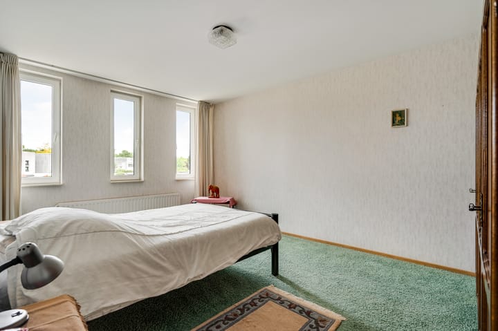 Photo 20 of Primulabeemd 5