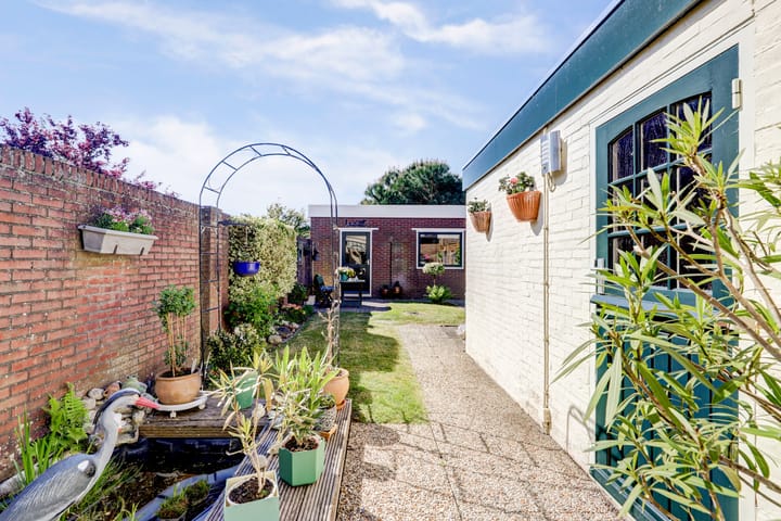 Photo 21 of Zuidstraat 23