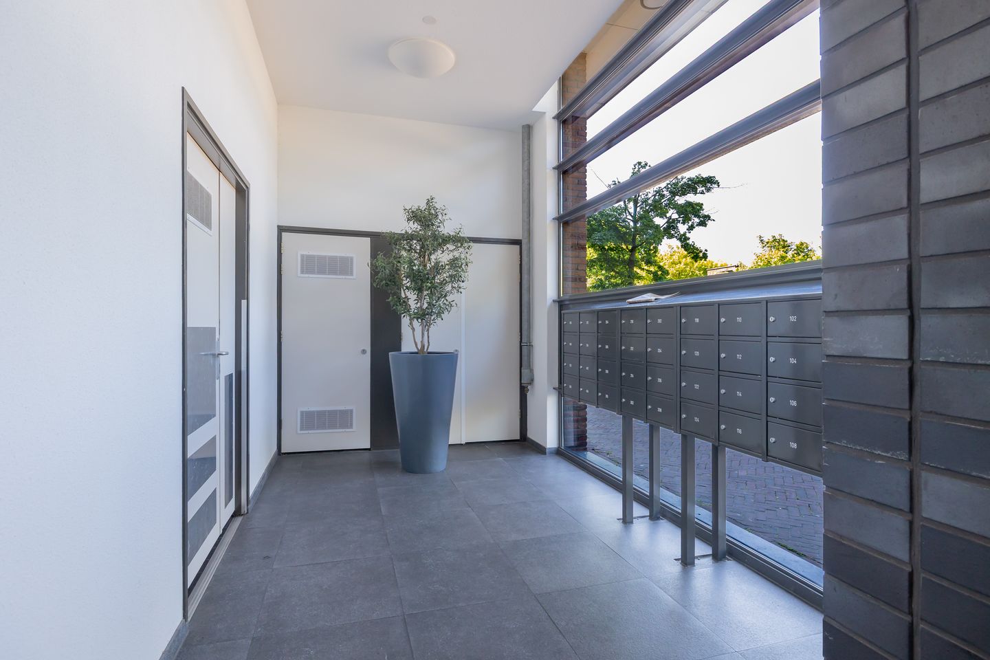 Foto 5 van Ommevoort 402