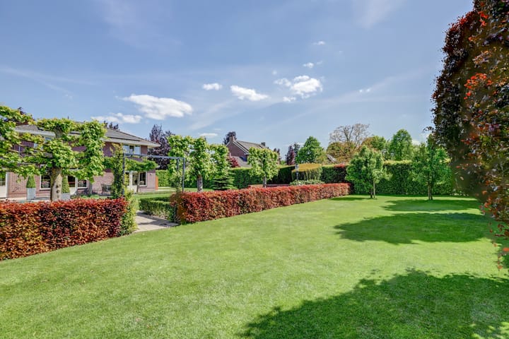 Photo 39 of Ellerbecklaan 11