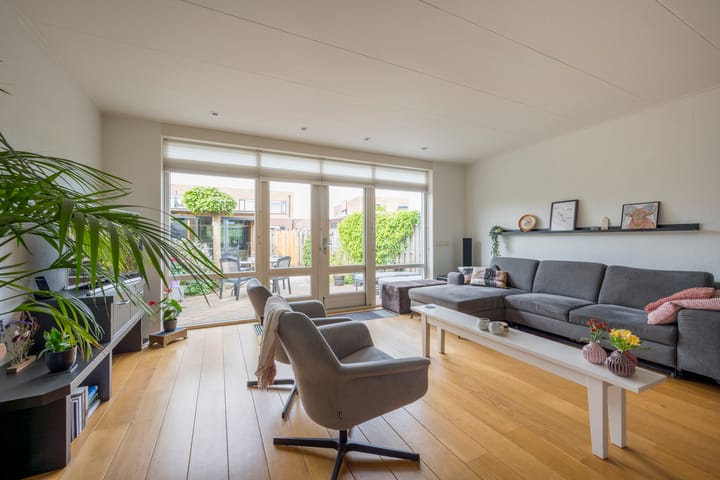 Foto 4 van Kompas 11