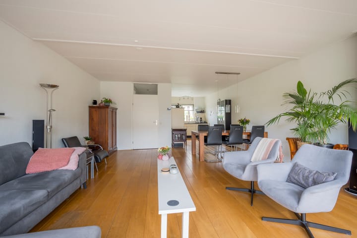 Foto 5 van Kompas 11