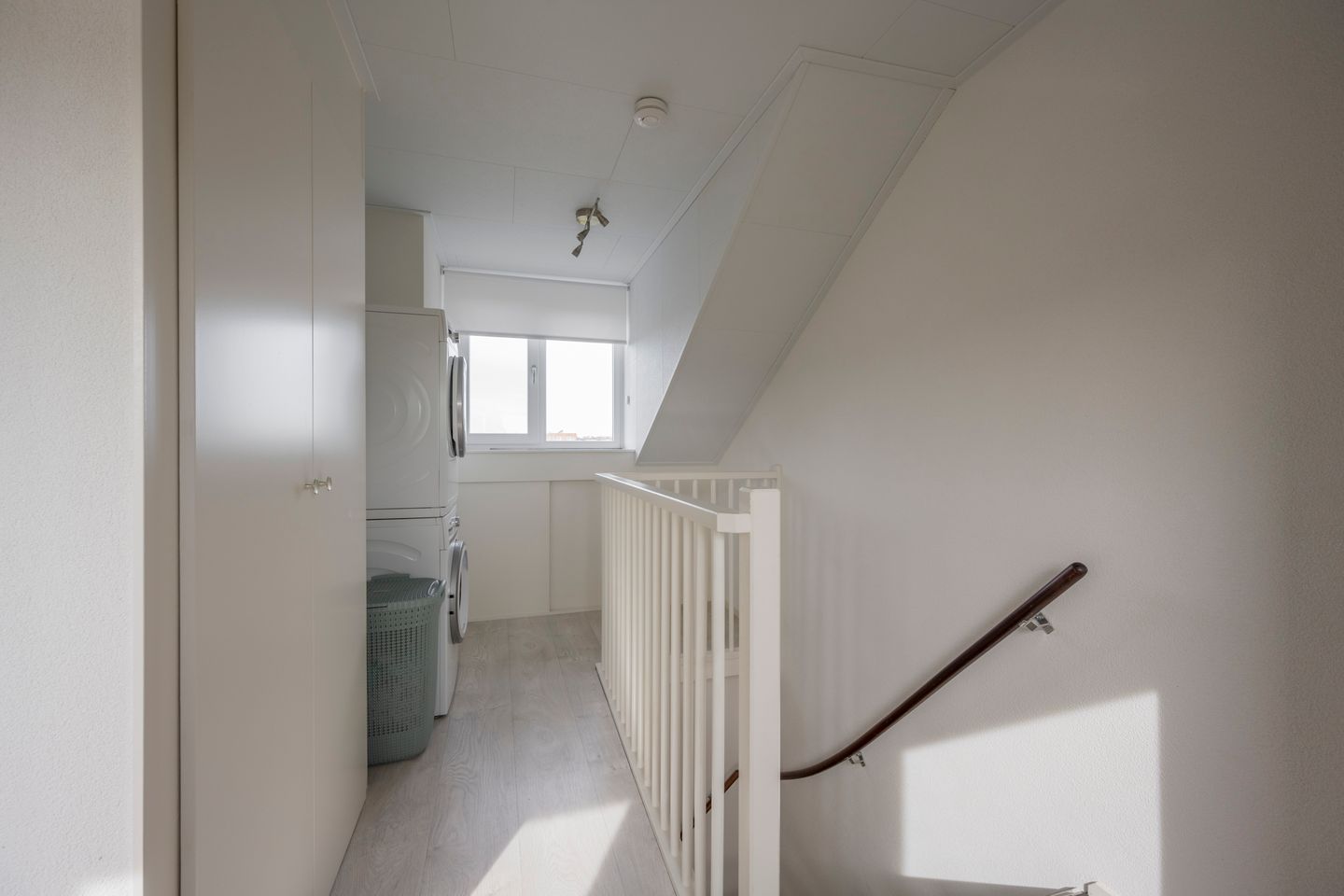 Photo 19 of Kompas 11