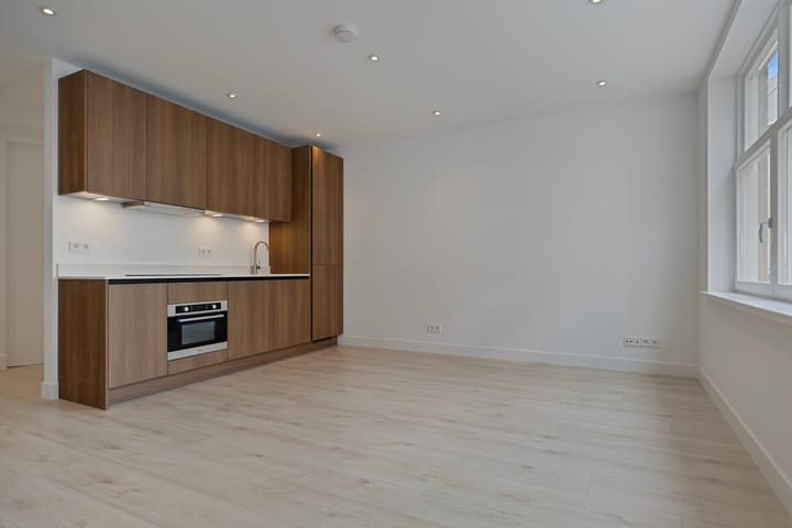 Foto 3 van Zuiderkerkstraat 14