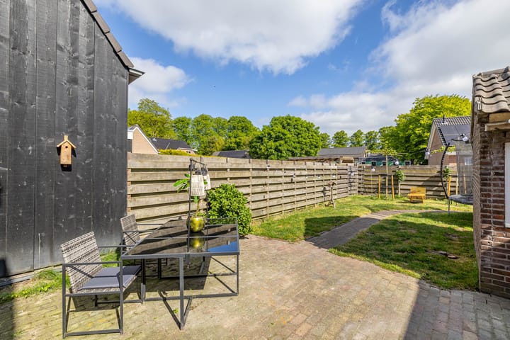 Foto 6 van Merelstraat 16