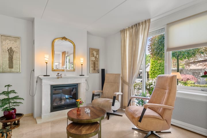 Foto 13 van Molenparkweg Oost 8