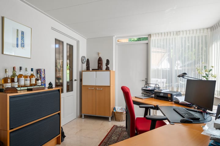 Foto 18 van Molenparkweg Oost 8