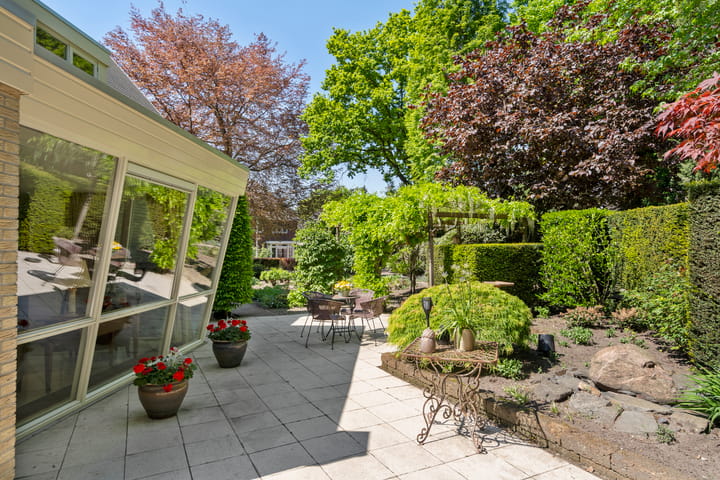 Foto 48 van Molenparkweg Oost 8