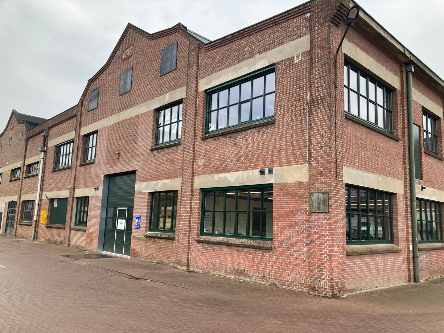 Bekijk foto 2 van F. Hazemeijerstraat 600