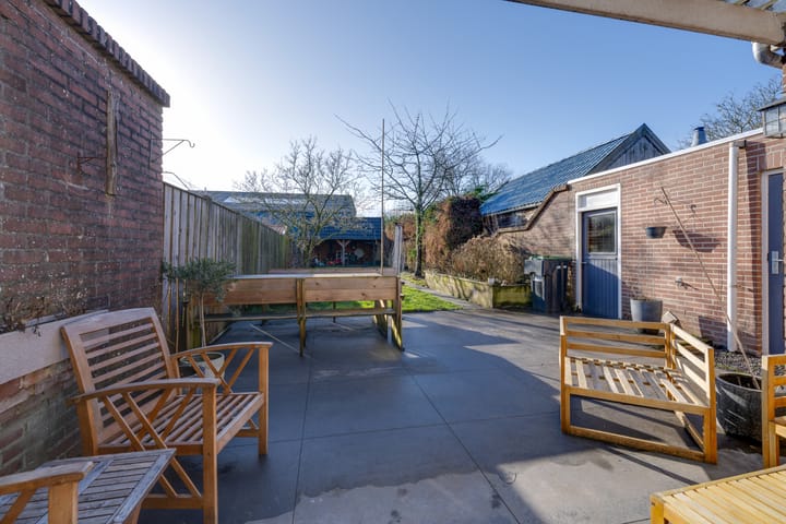 Foto 31 van Spoorstraat 78