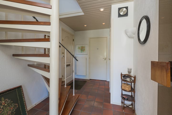 Foto 4 van De Savornin Lohmanstraat 11