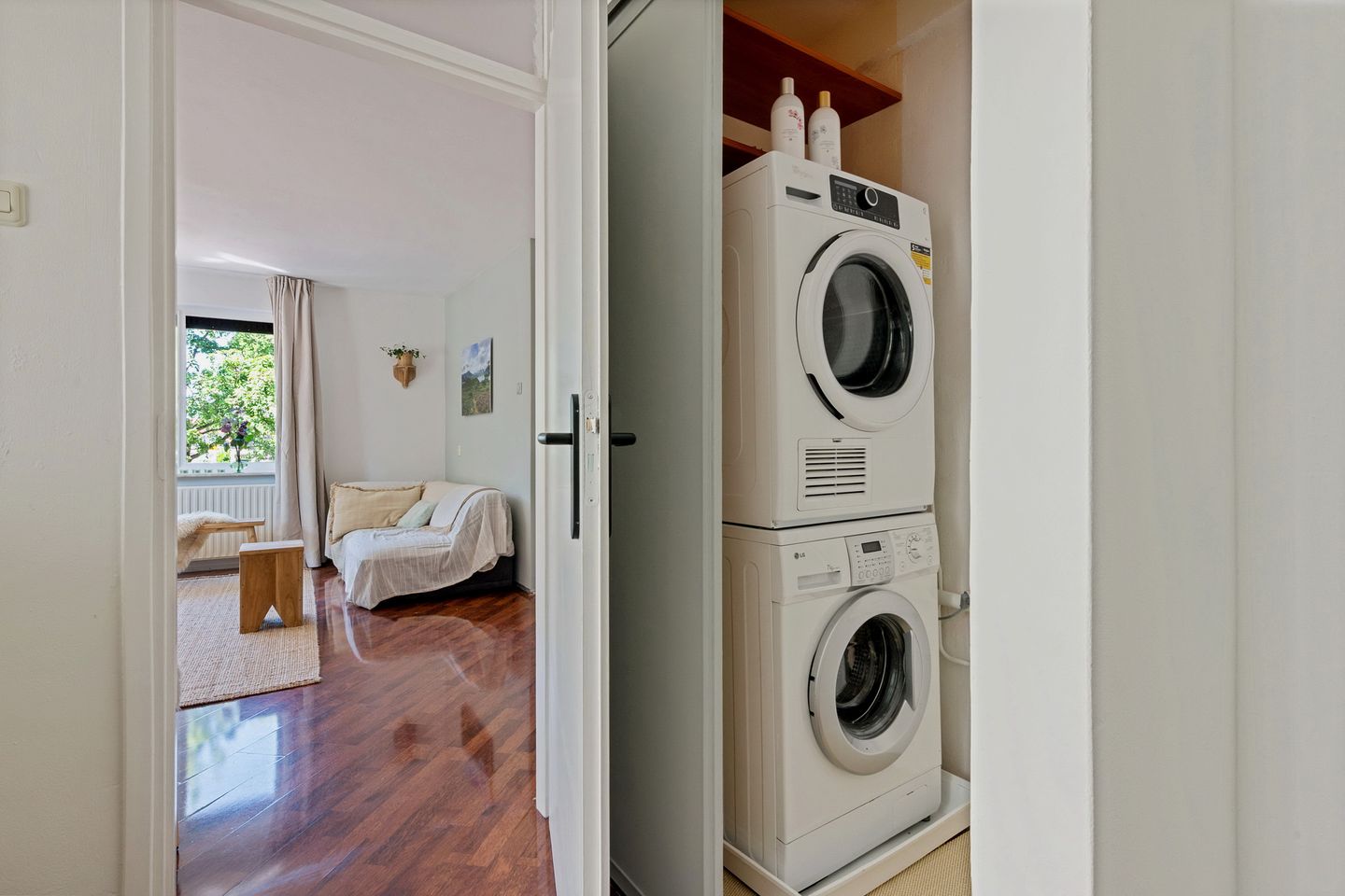 Photo 14 of Sint Annastraat 41