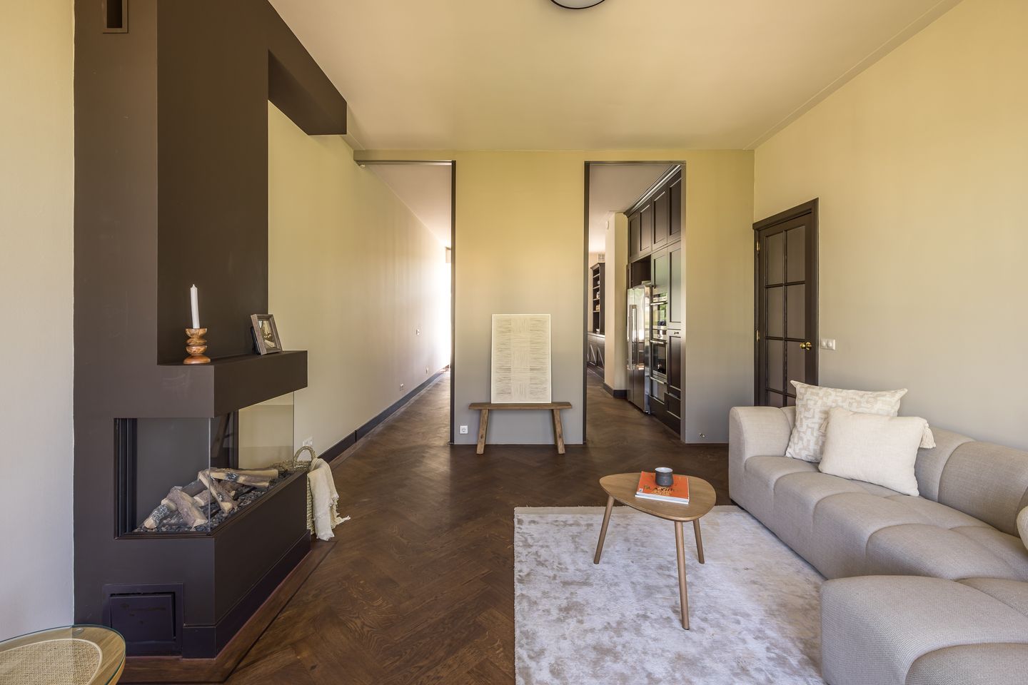 Photo 4 of Frans van Mierisstraat 47-D