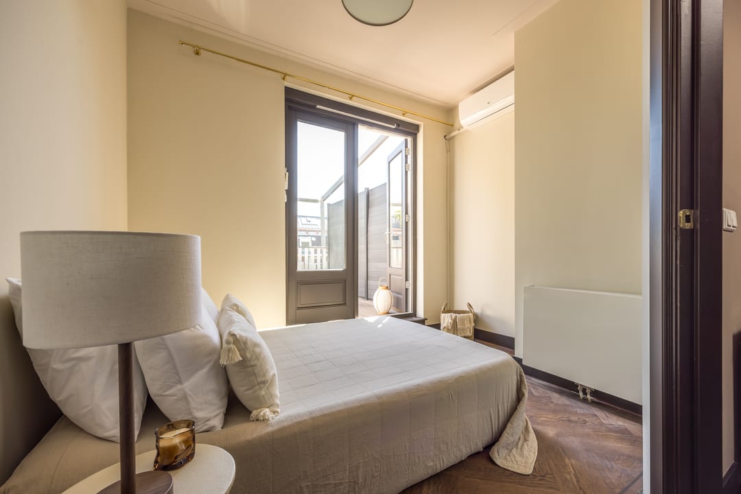 Photo 16 of Frans van Mierisstraat 47-D