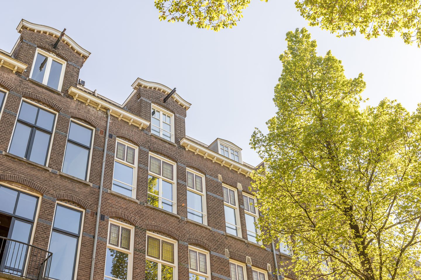 Photo 29 of Frans van Mierisstraat 47-D