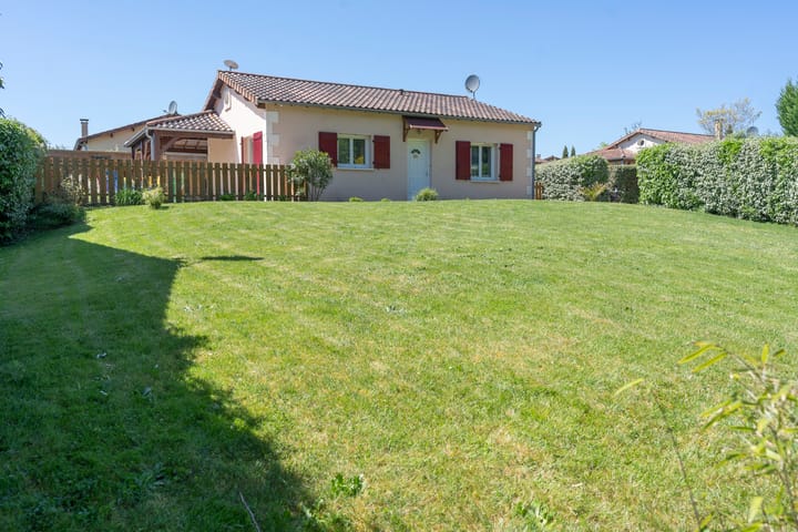 Foto 1 van Le Bois Senis 52