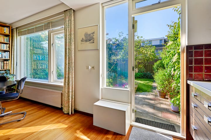 Photo 8 of Majoor Fransstraat 33