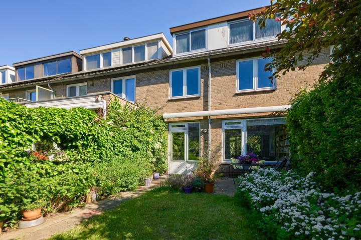 Photo 11 of Majoor Fransstraat 33