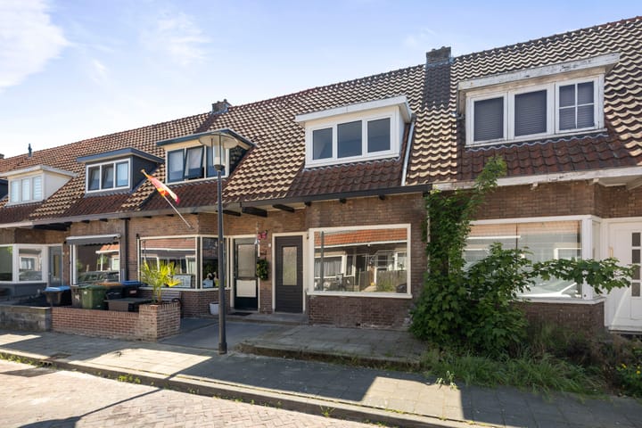 Foto 1 van Rijnstraat 8