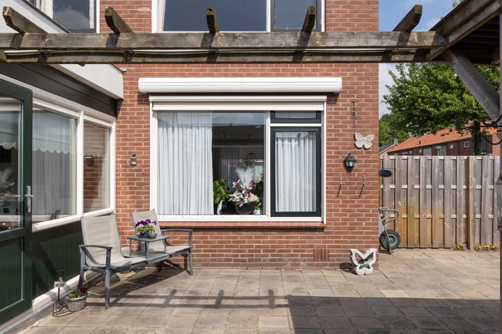 Foto 33 van Bernard van Meursstraat 24