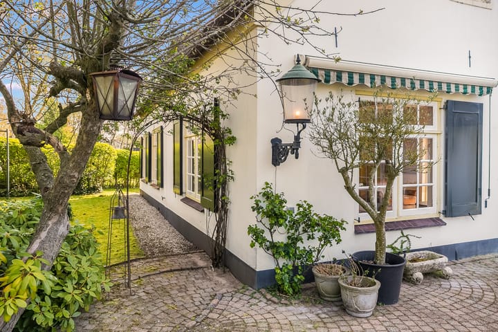 Foto 4 van Nieuw-Loosdrechtsedijk 187