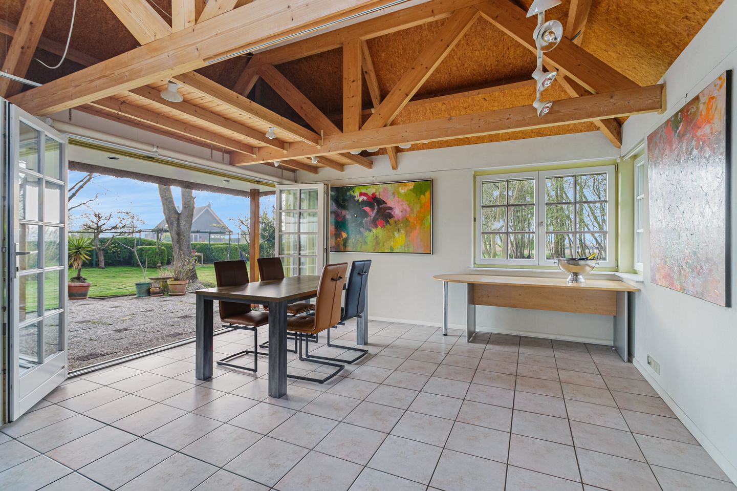 Photo 10 of Nieuw-Loosdrechtsedijk 187