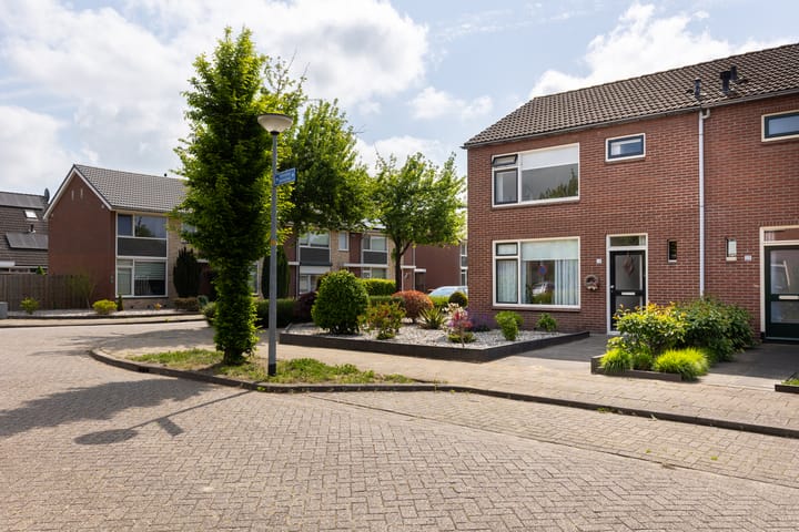 Foto 43 van Bernard van Meursstraat 24