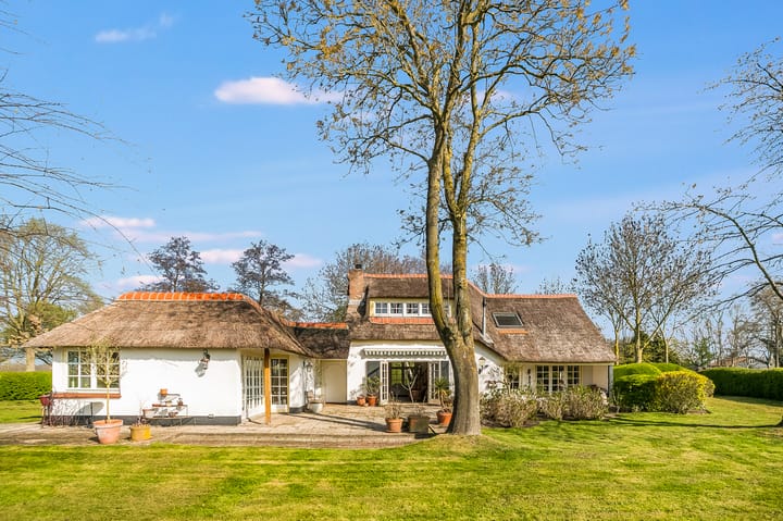 Foto 44 van Nieuw-Loosdrechtsedijk 187