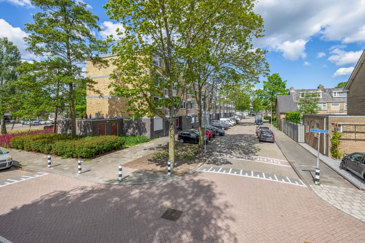 Foto 19 van Justus van Effenlaan 10