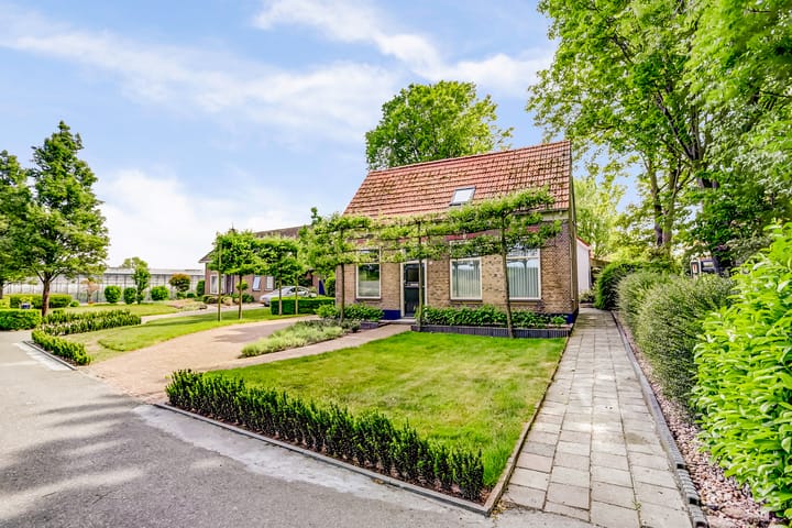 Photo 4 of Oude Zeedijk 6