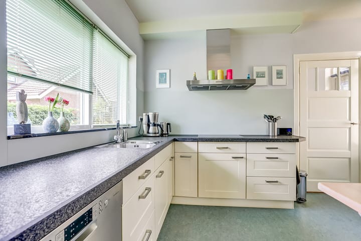 Photo 22 of Oude Zeedijk 6