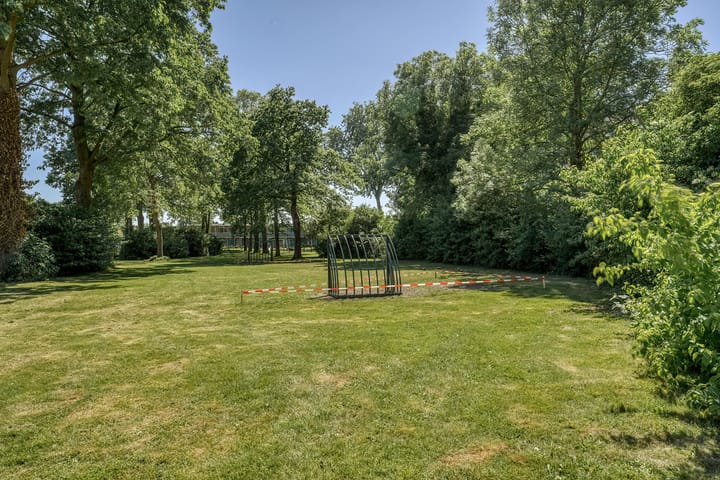 Photo 2 of Witte de Withlaan 31