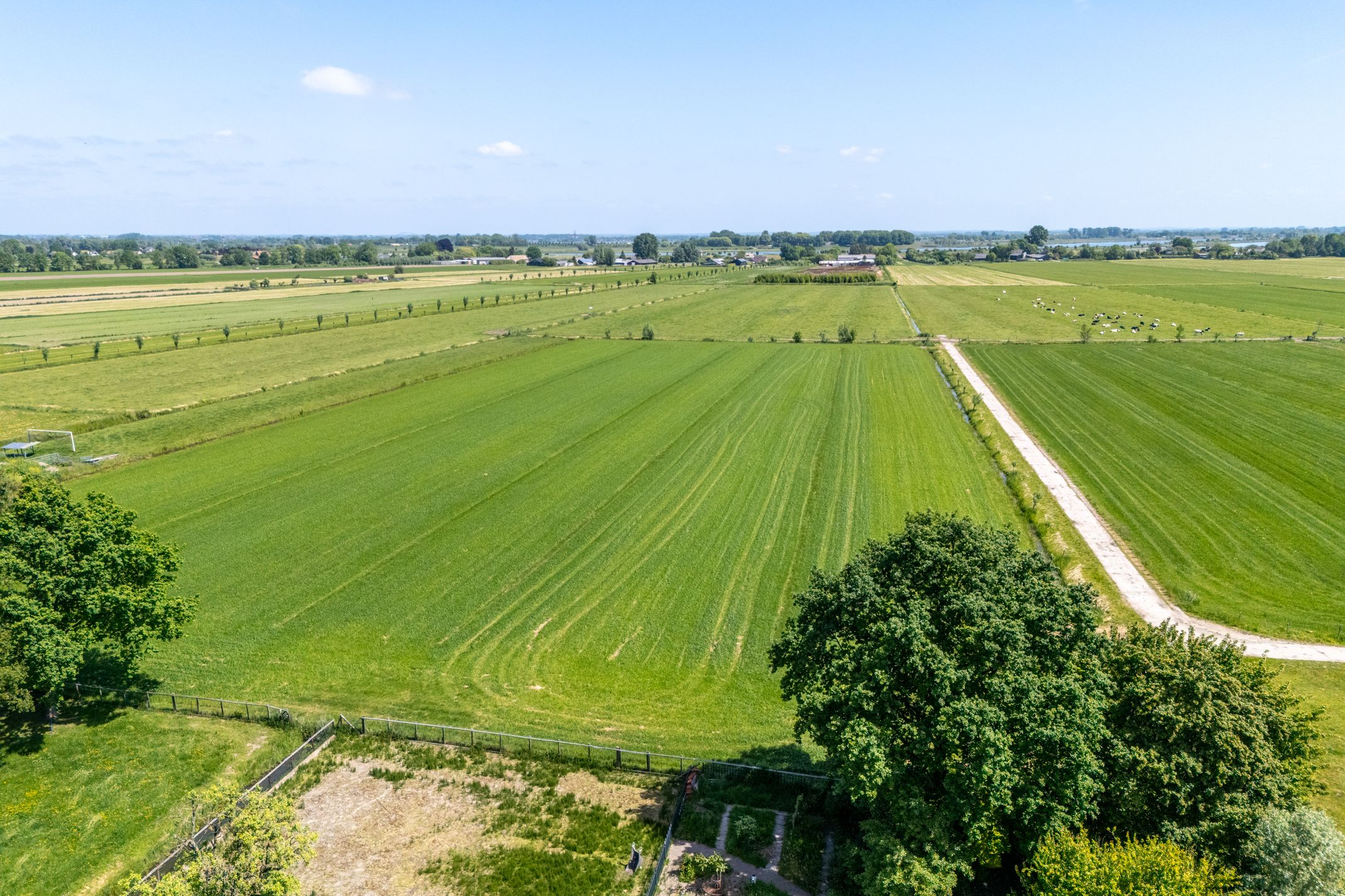 Foto 102 van Tienhovenseweg 15