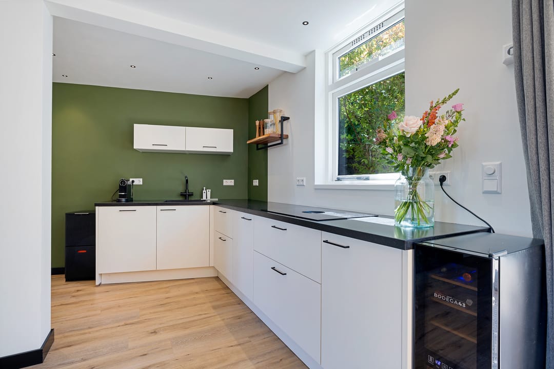 Photo 8 of Looxmadwarsstraat 19