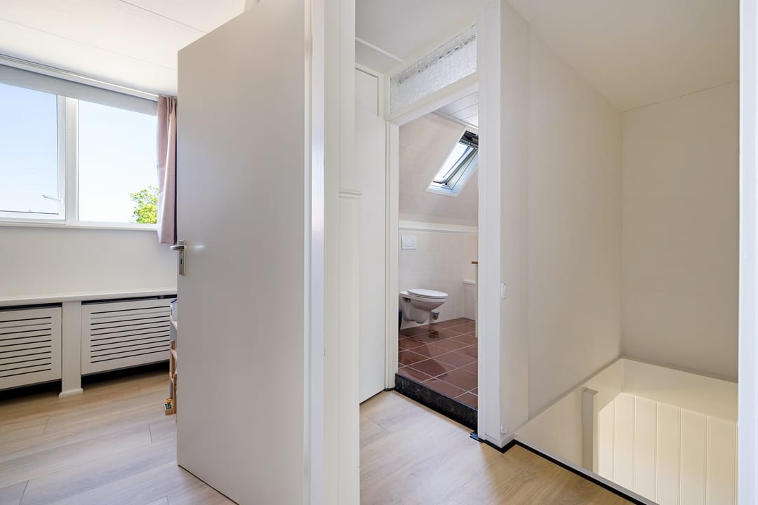 Photo 17 of Looxmadwarsstraat 19