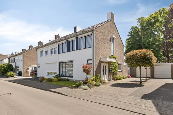 Foto 1 van Vleeshouwersdreef 21